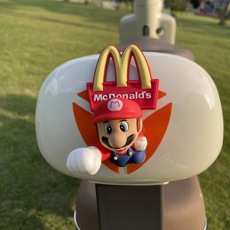 McDonald's M three-dimensional car logo DIY small accessories No. 9 electric car rear ornament crayon small new decorative doll